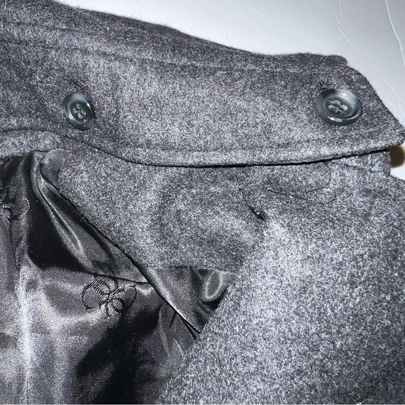 Guess size M charcoal gray wool blend double breasted mid length lined Pea Coat - Picture 6 of 16